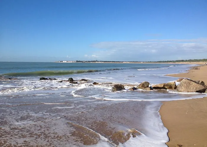 Grande Maison A 150 Metres De La Plage Semesterbostad