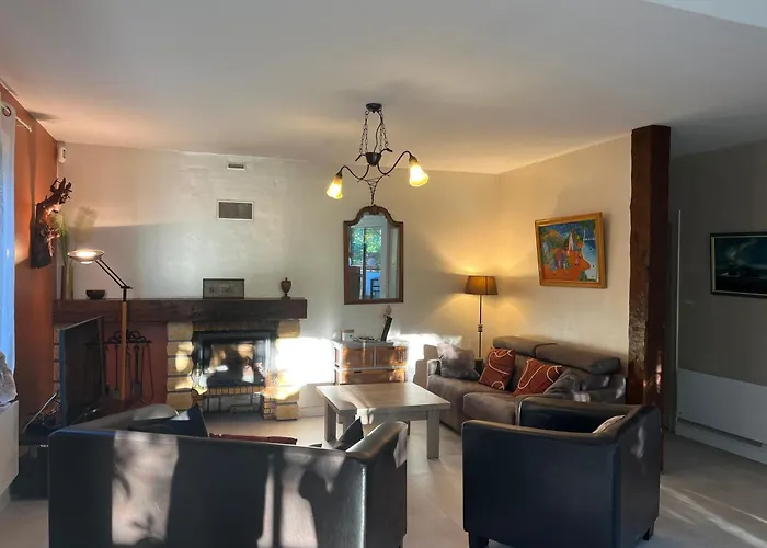 Grande Maison A 150 Metres De La Дом отдыха *