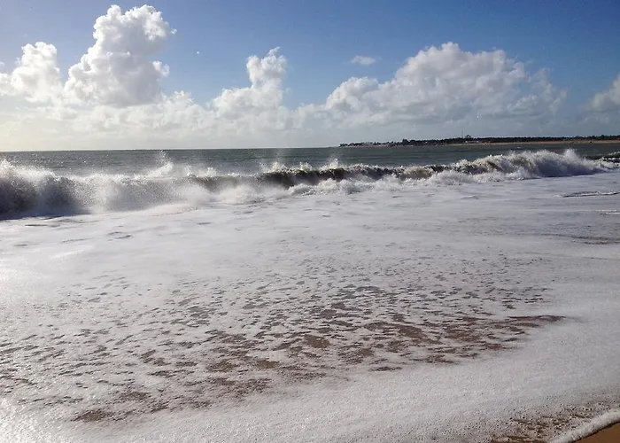 Grande Maison A 150 Metres De La * Ла-Транш-сюр-Мер